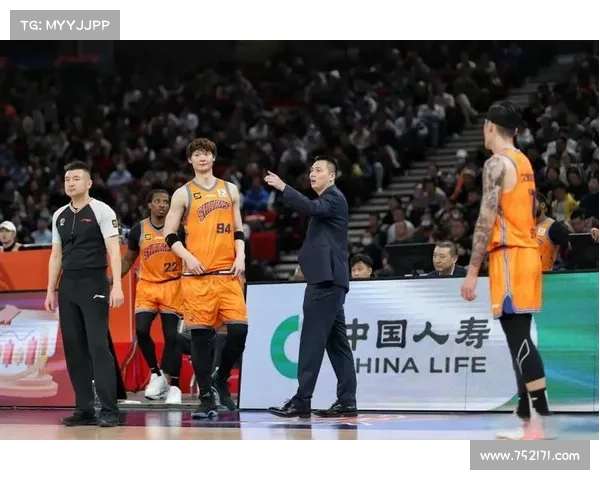 上海男篮新星李弘权誓言全力冲击全运奖牌目标明确 上海男篮新星李弘权誓言全力冲击全运奖牌目标明确