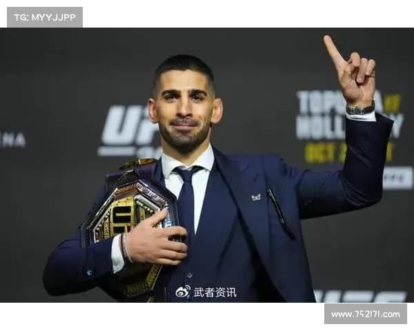 托普里亚 2 分 32 秒弑神!UFC 轻量级王座易主,奥利维拉王朝彻底终结 托普里亚 2 分 32 秒弑神!UFC 轻量级王座易主,奥利维拉王朝彻底终结